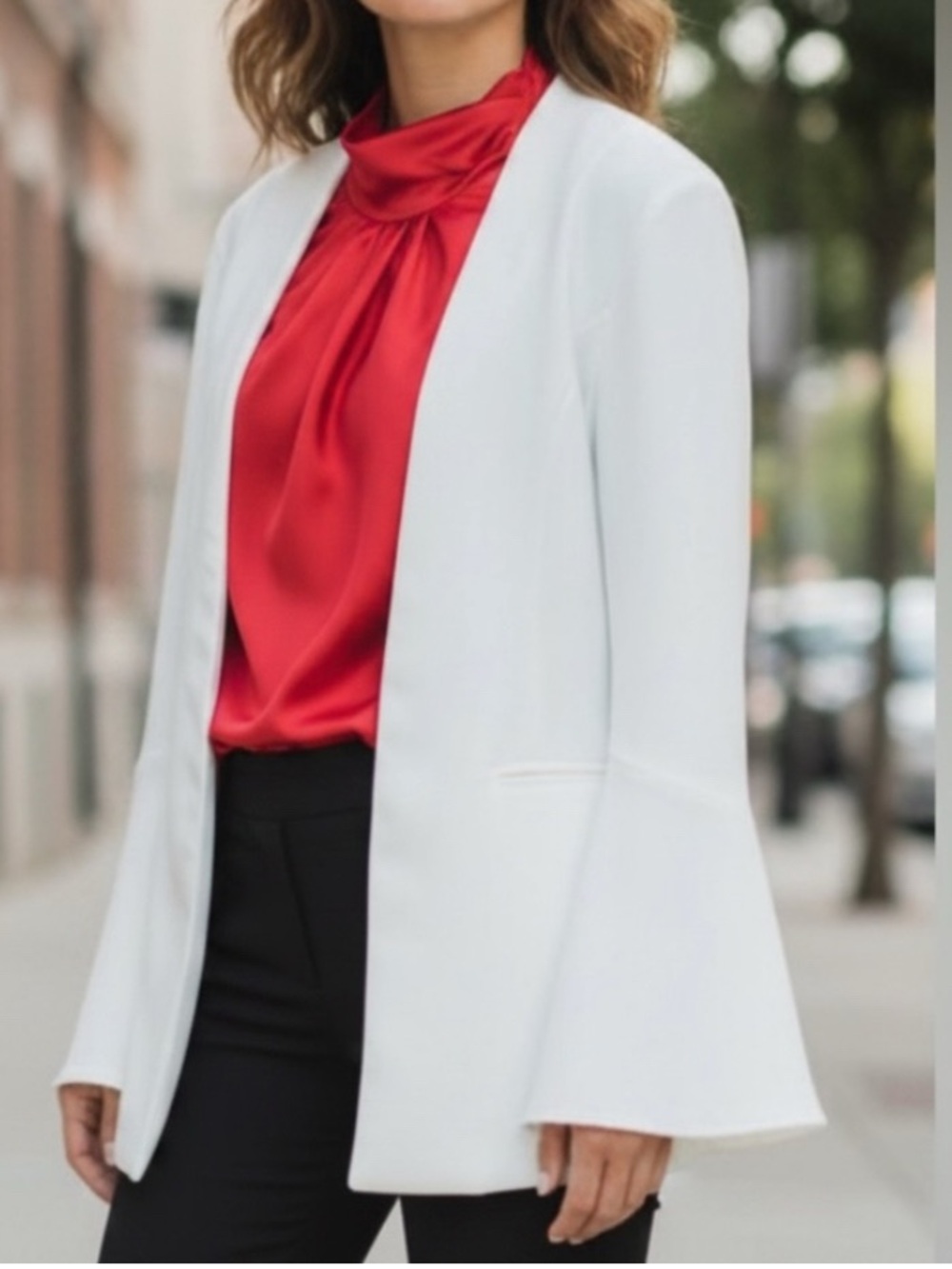 NWT Doe & Rae, Silky White Open Front Bell Sleeve Blazer. Size Large